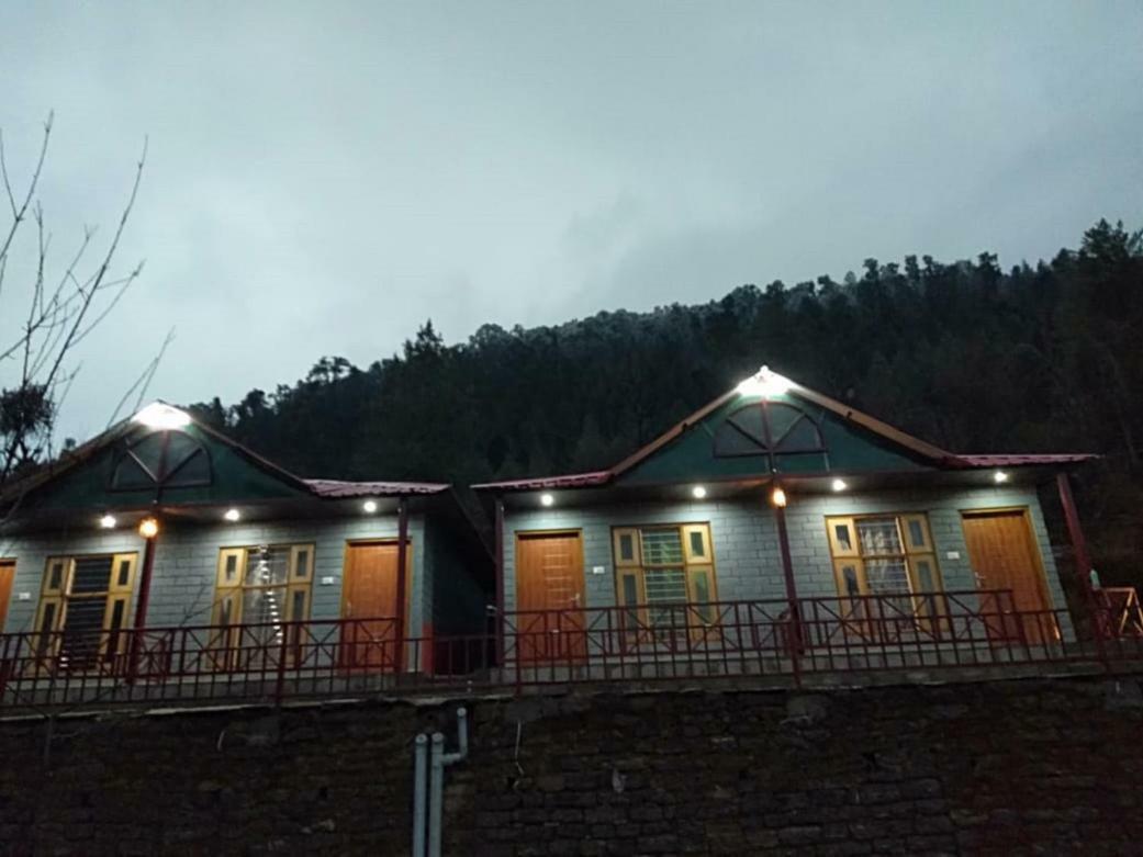 Nandan Kanan Auli Resort Joshīmath Exteriér fotografie